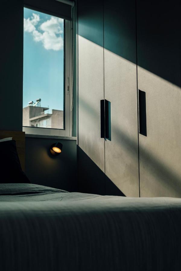 Loft With Private Parking Apartment Athena Bagian luar foto