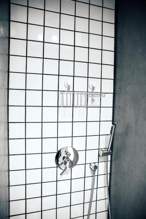 Loft With Private Parking Apartment Athena Bagian luar foto